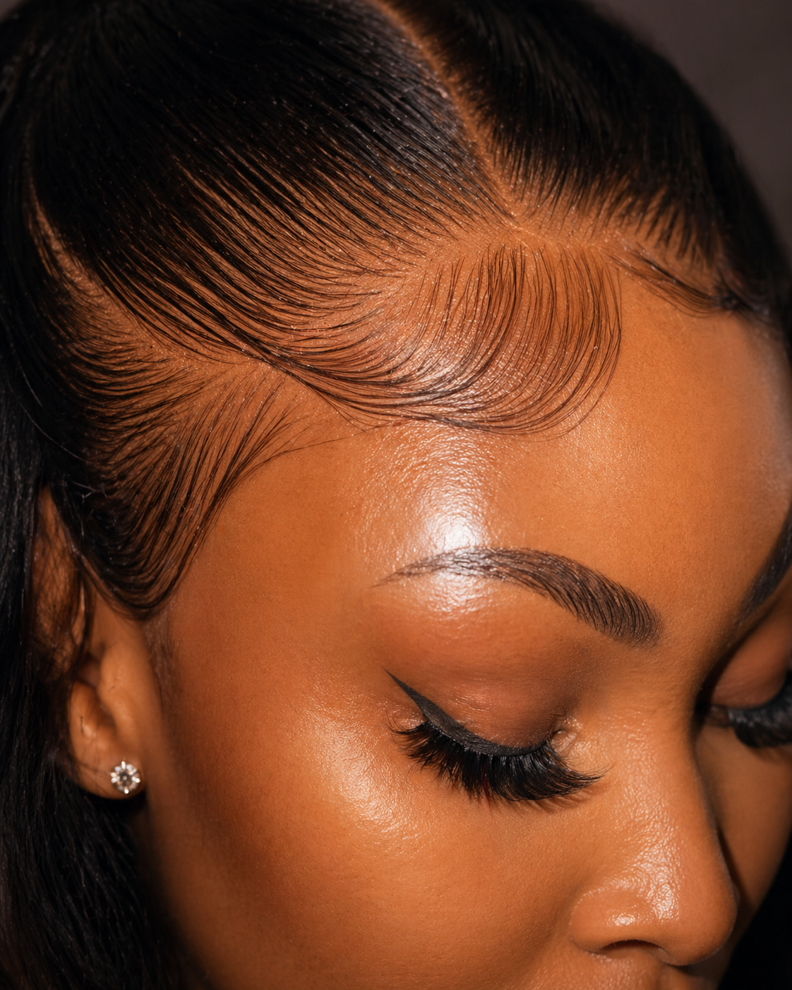 The Signature Crown™ Glueless HD Lace Wig for Effortless Style and Comfort - CrownRichHair